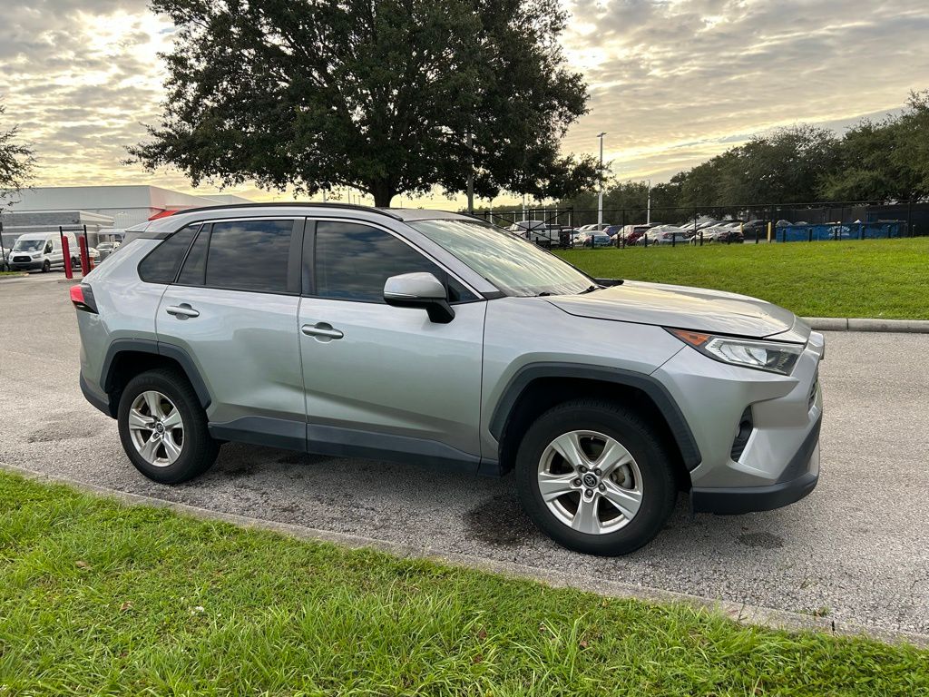 Thumbnail: 2019 Toyota RAV4 - 7