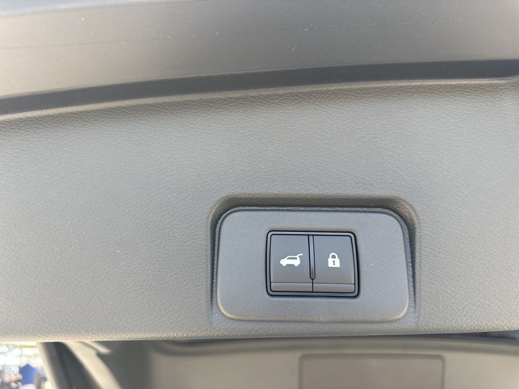 2025 Super Black Nissan Rogue Platinum FWD SUV