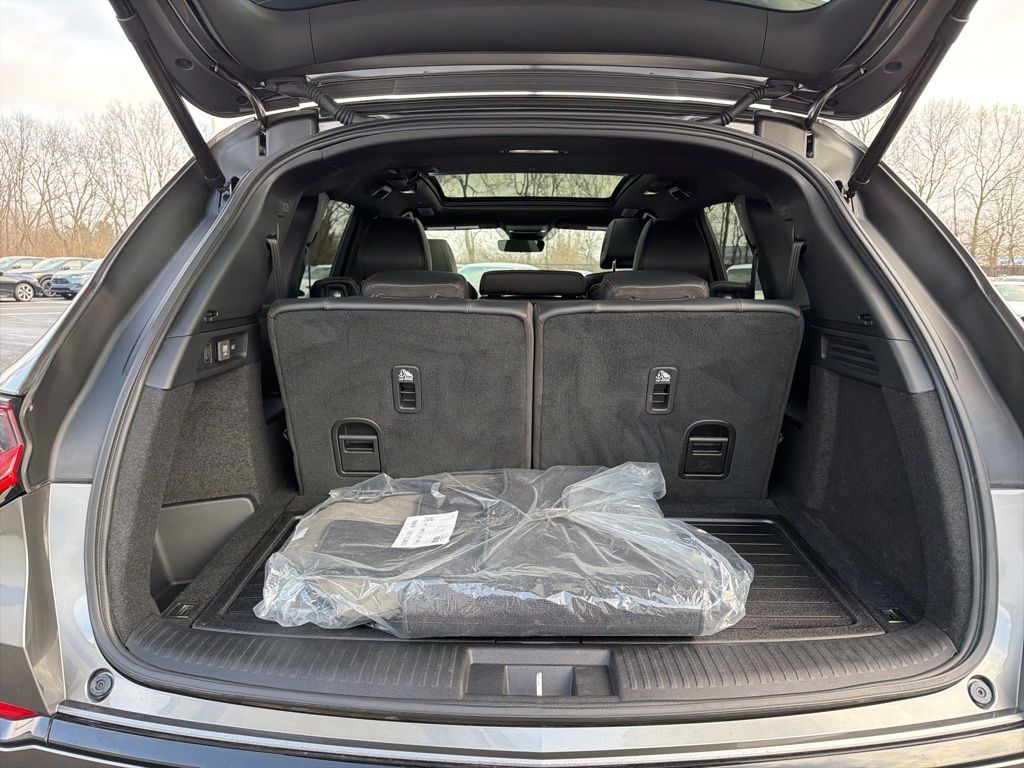 Thumbnail: 2025 Acura MDX - 23