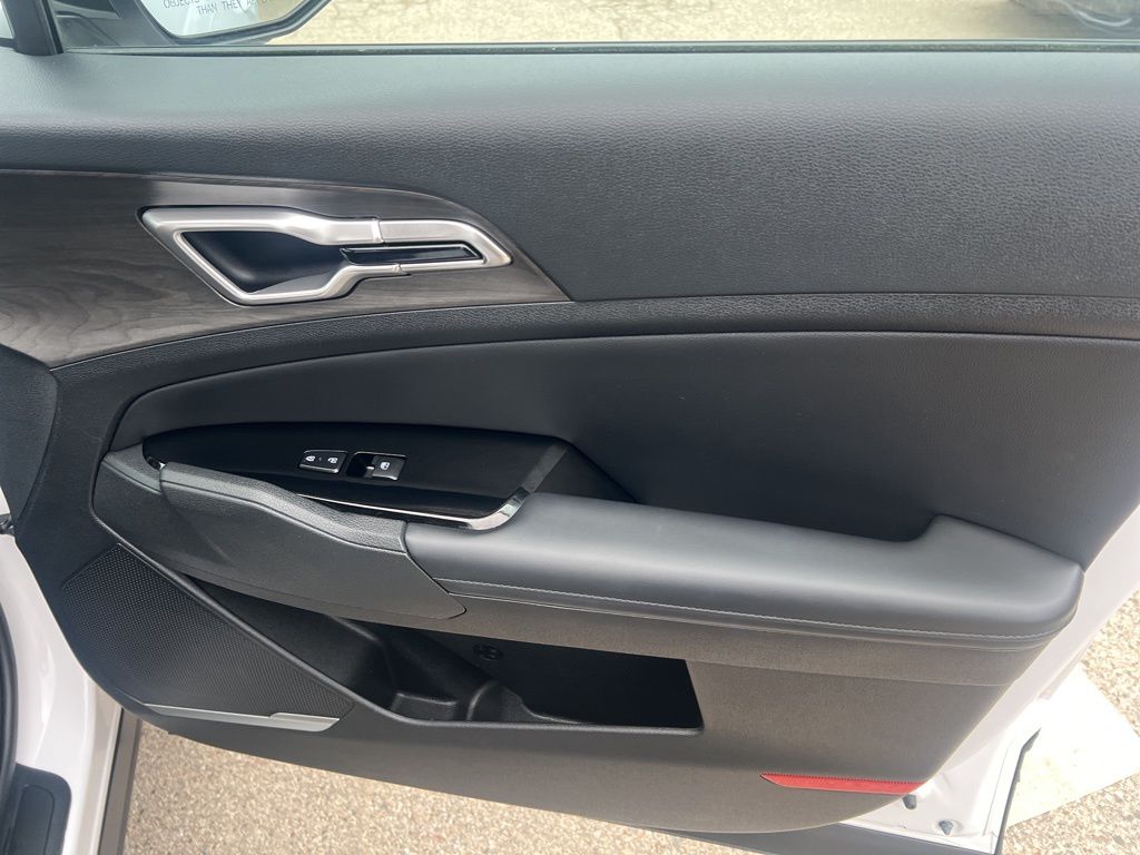 2023 Kia Sportage X-Line photo