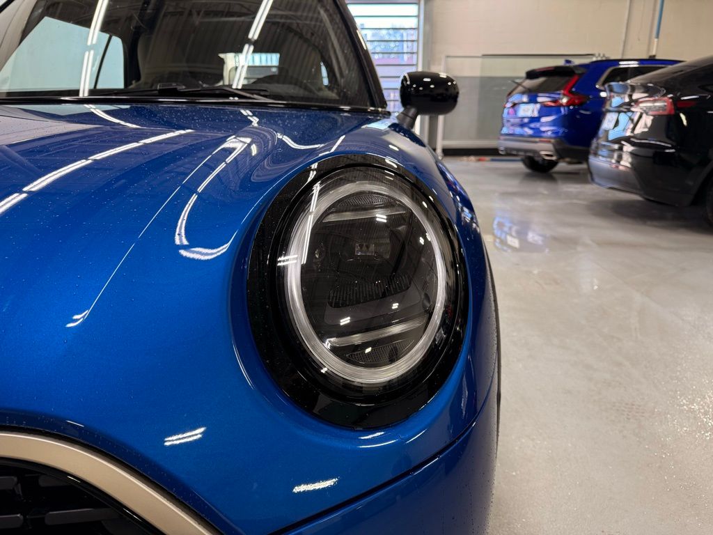 Thumbnail: 2026 MINI Cooper - 9