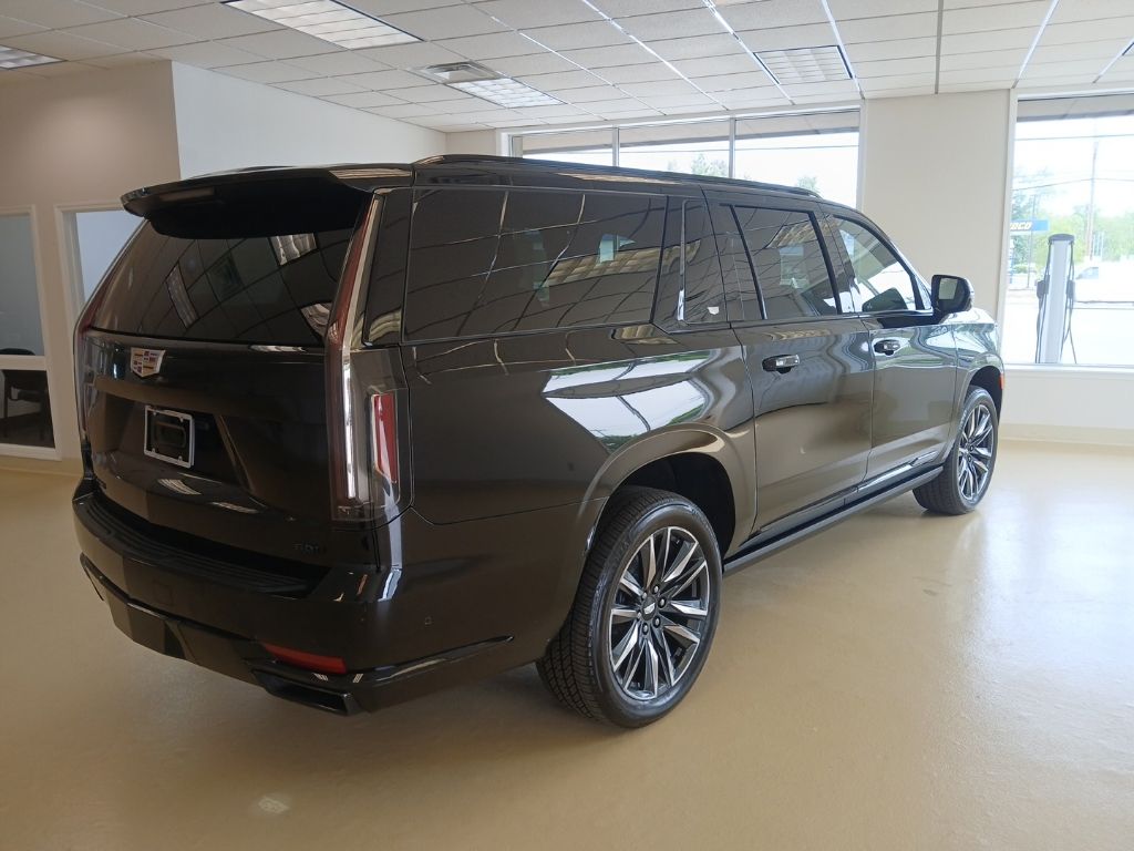 used 2022 Cadillac Escalade ESV car, priced at $73,450