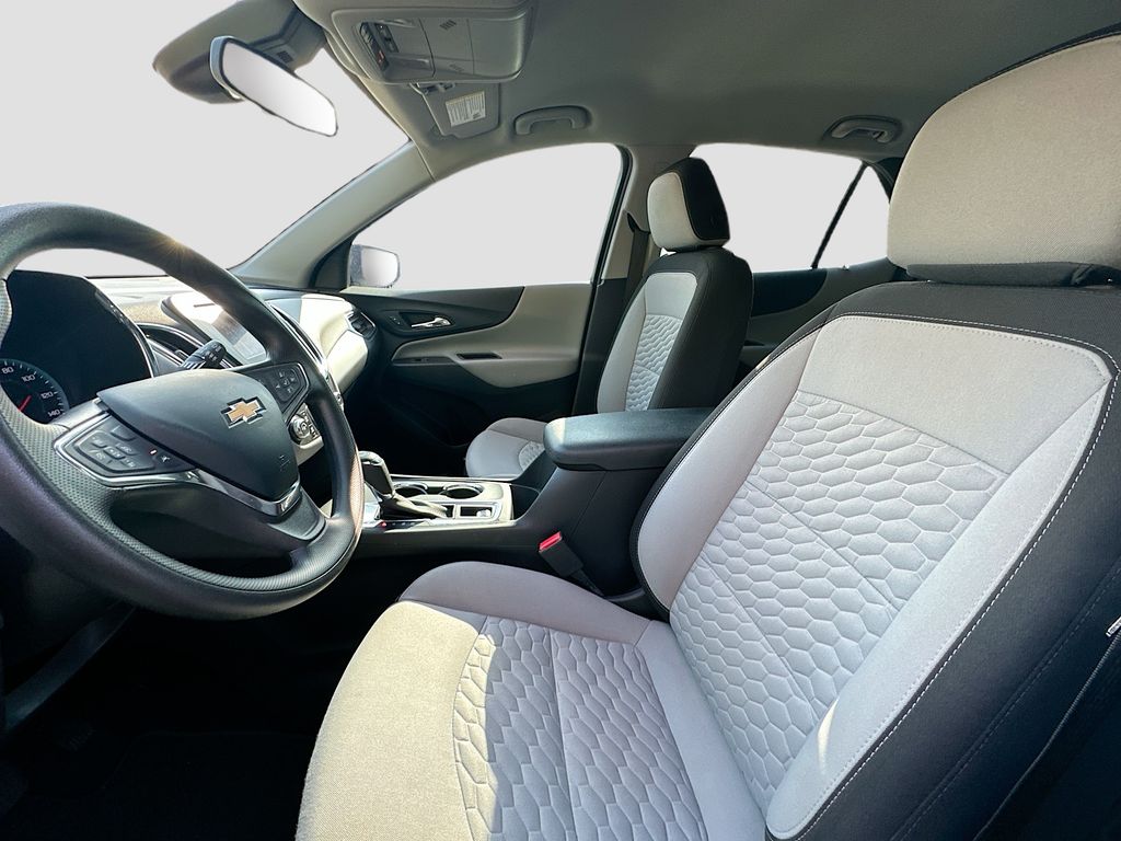 used 2021 Chevrolet Equinox car, priced at $17,500