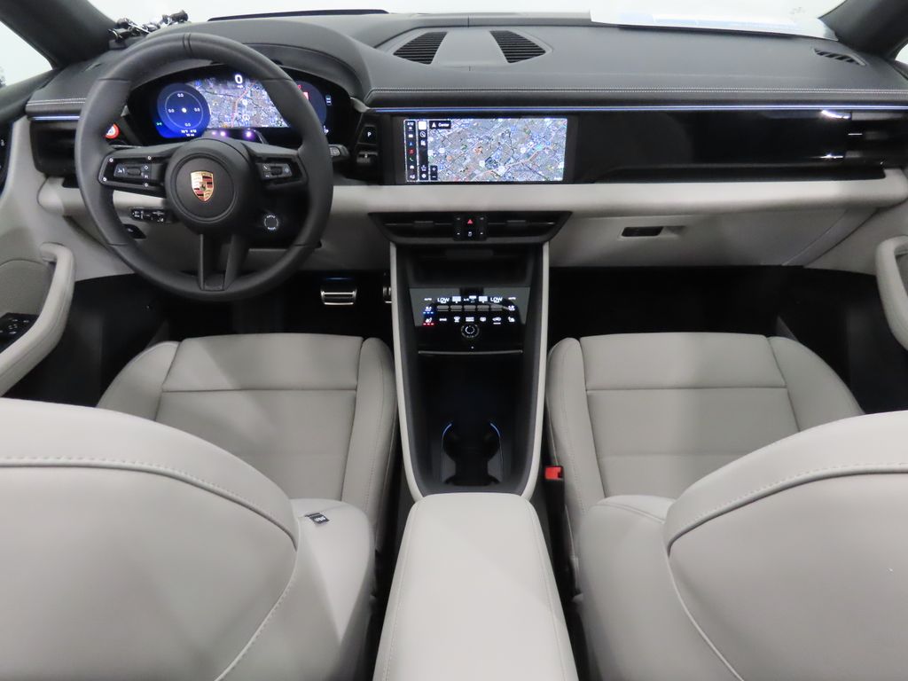 Thumbnail: 2026 Porsche Macan - 16