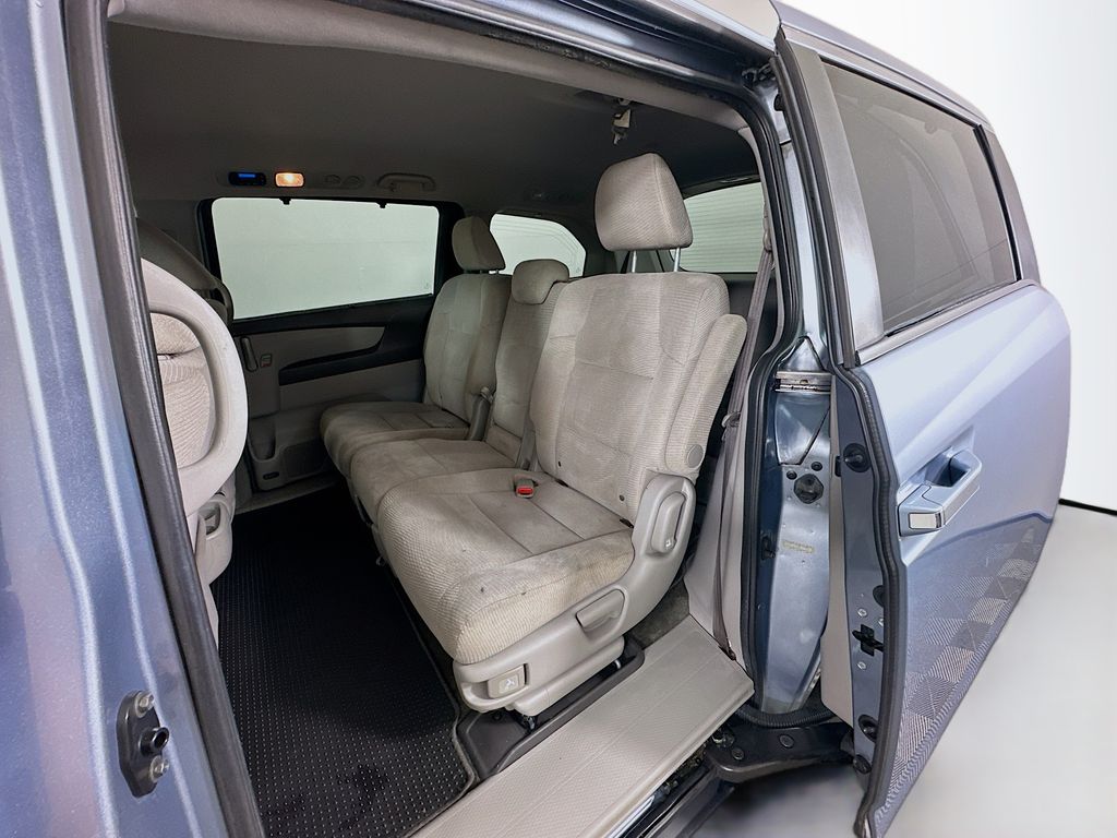 Thumbnail: 2011 Honda Odyssey - 22