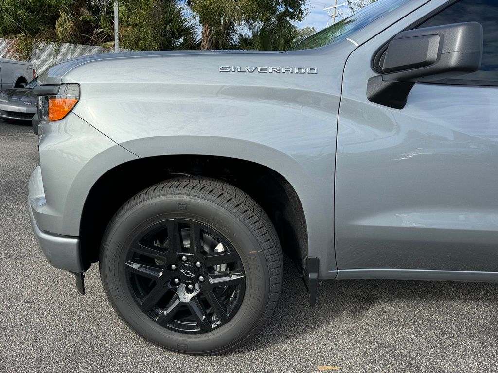 2025 Chevrolet Silverado 1500 Custom 11