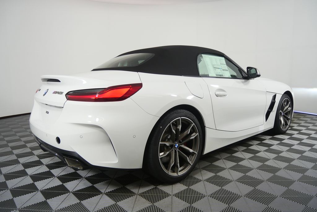 Thumbnail: 2026 BMW Z4 - 4