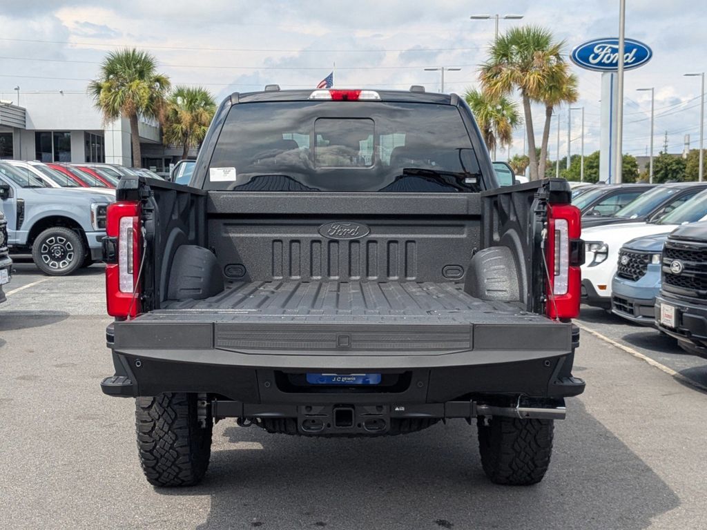 2025 Ford F-250 Super Duty Platinum