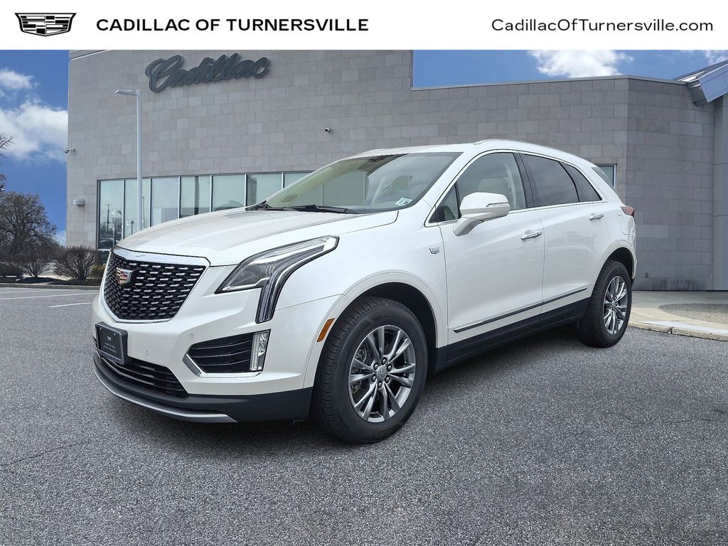 Thumbnail: 2023 Cadillac XT5 - 1