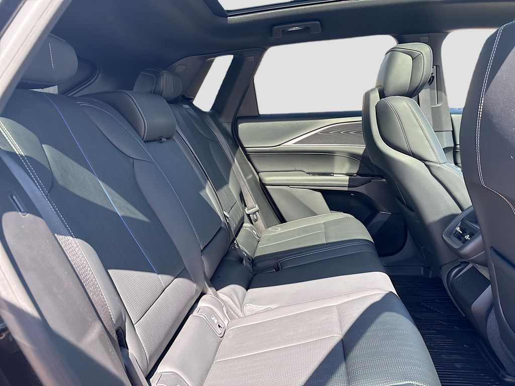 Used 2025 Black Cadillac Luxury image 27