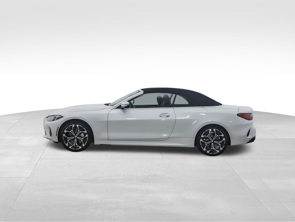 Thumbnail: 2026 BMW 4 Series - 3