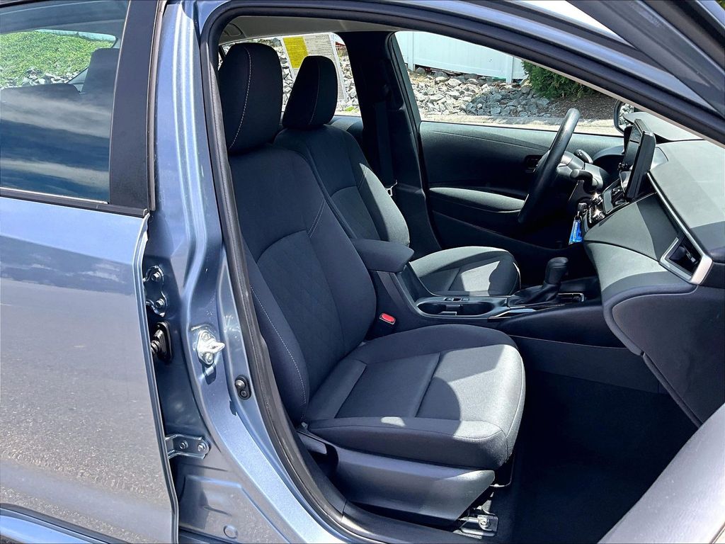 2024 Toyota Corolla — photo 11