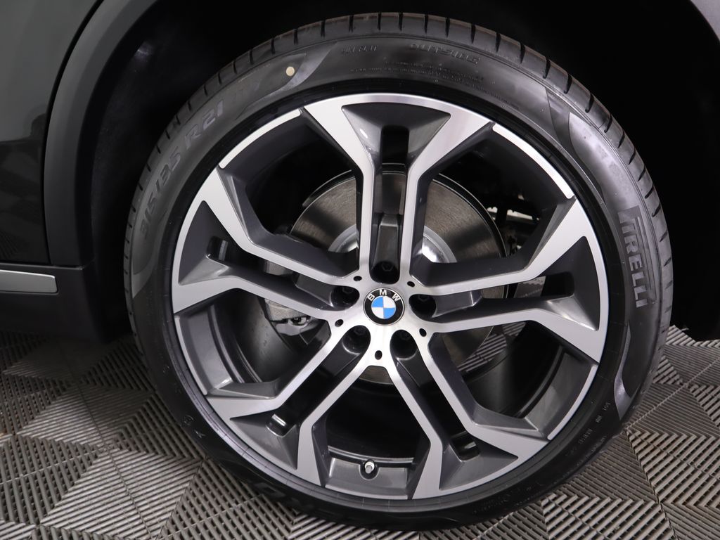 Thumbnail: 2026 BMW X5 - 32