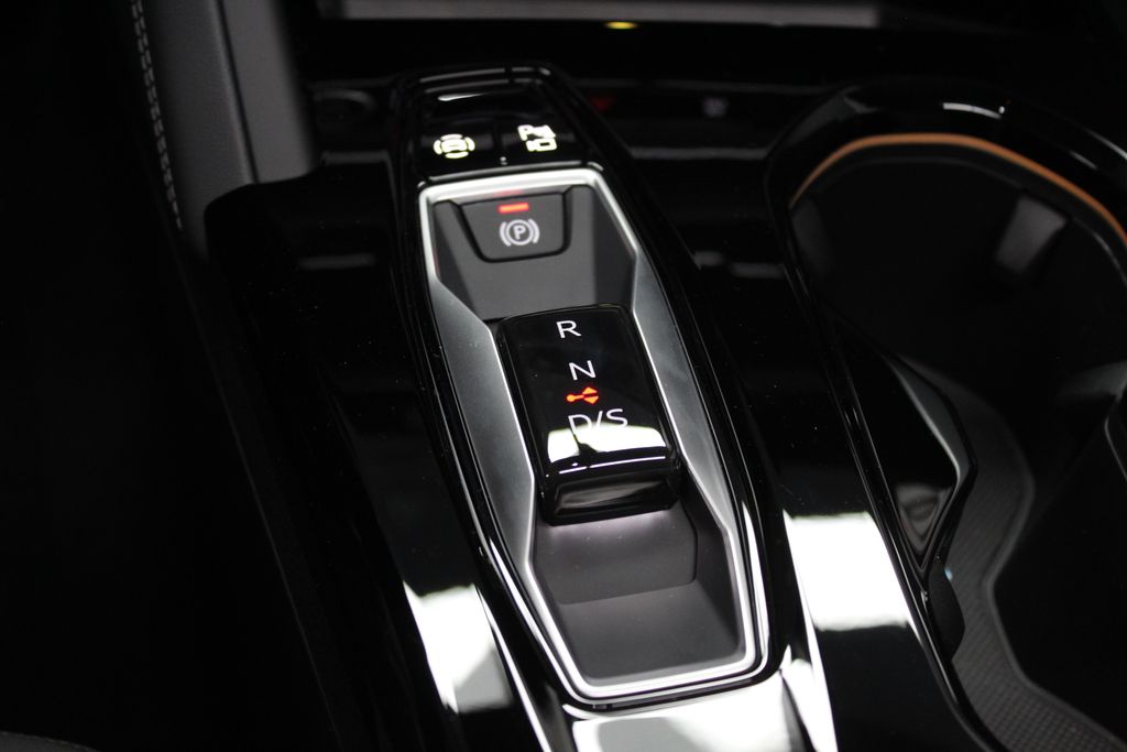 2025 Audi Q5 Premium 16