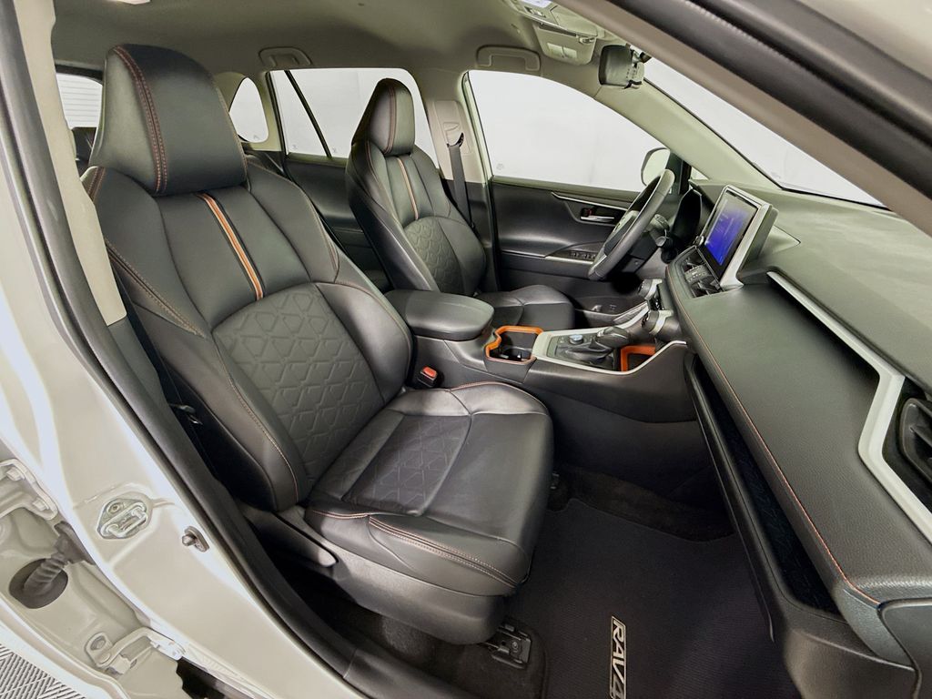 Thumbnail: 2023 Toyota RAV4 - 28