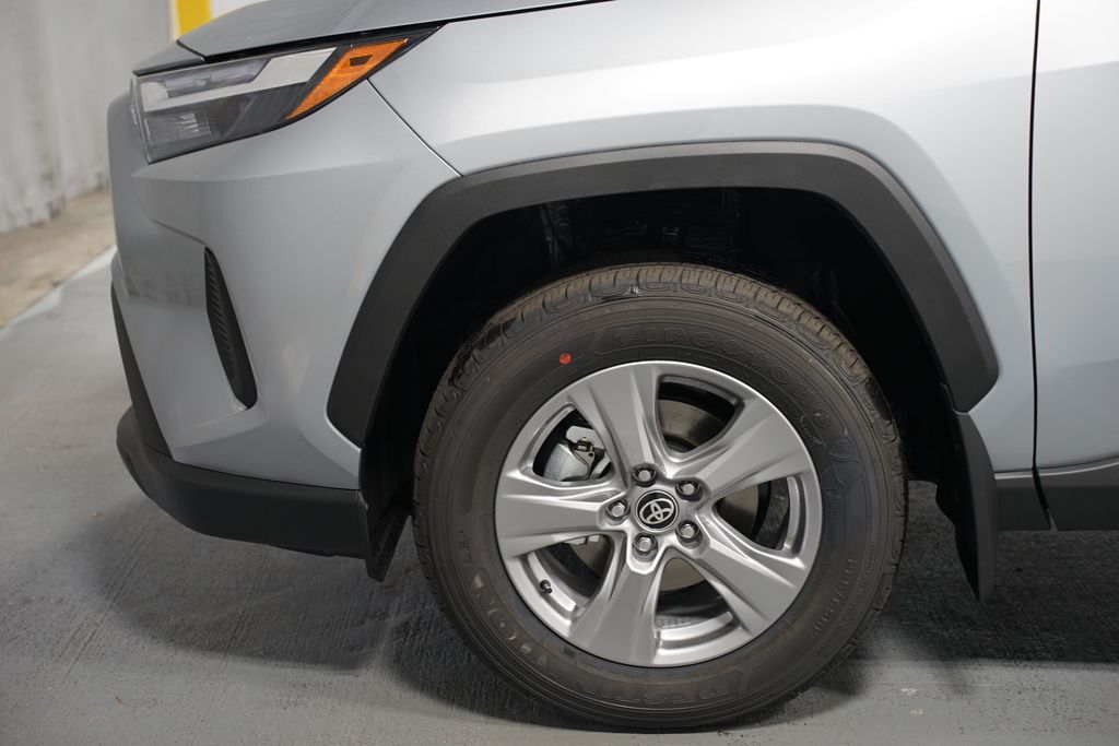 Thumbnail: 2025 Toyota RAV4 - 5