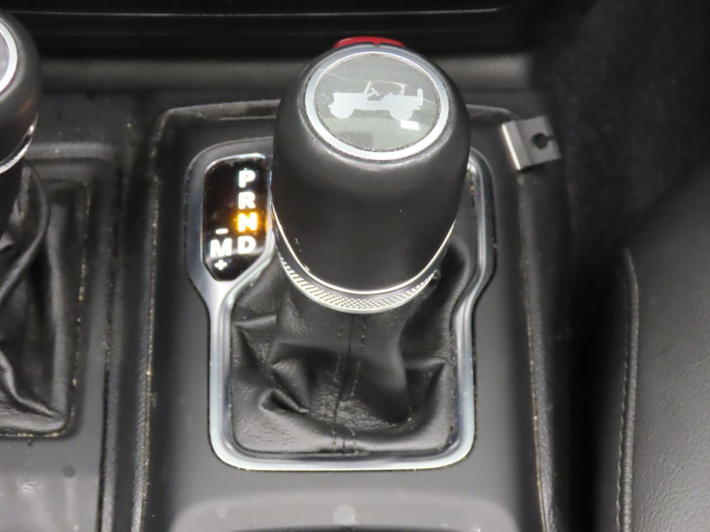 Thumbnail: 2021 Jeep Wrangler - 26