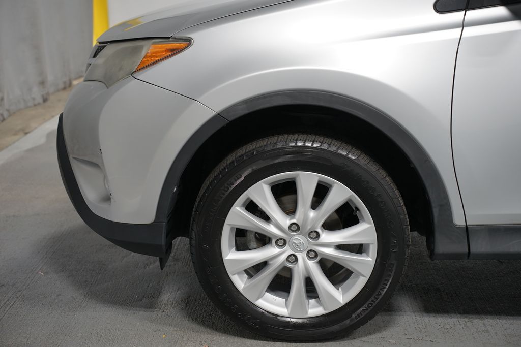 Thumbnail: 2014 Toyota RAV4 - 5