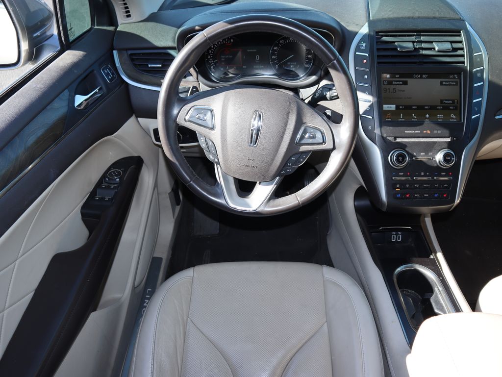 Thumbnail: 2017 Lincoln MKC - 6