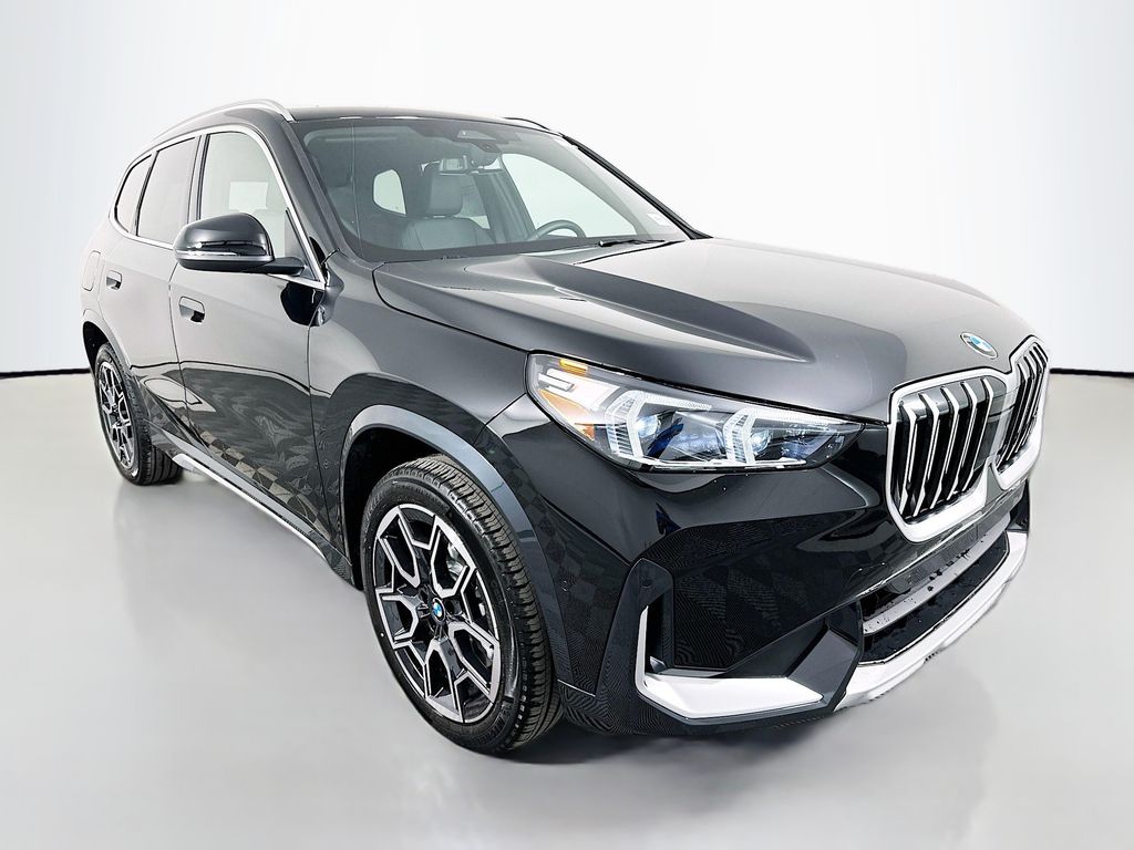 Thumbnail: 2026 BMW X1 - 3