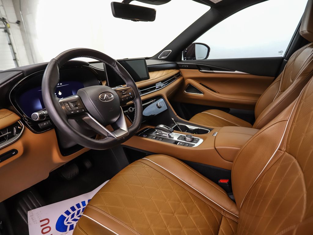 Thumbnail: 2024 INFINITI QX60 - 10