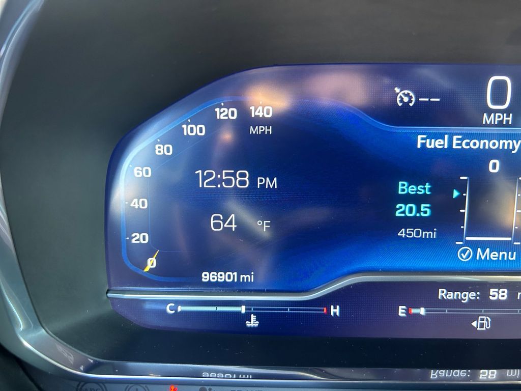 Used Car 2022 Chevrolet Suburban  Premier For Sale Under $35,000 In Floresville, Texas