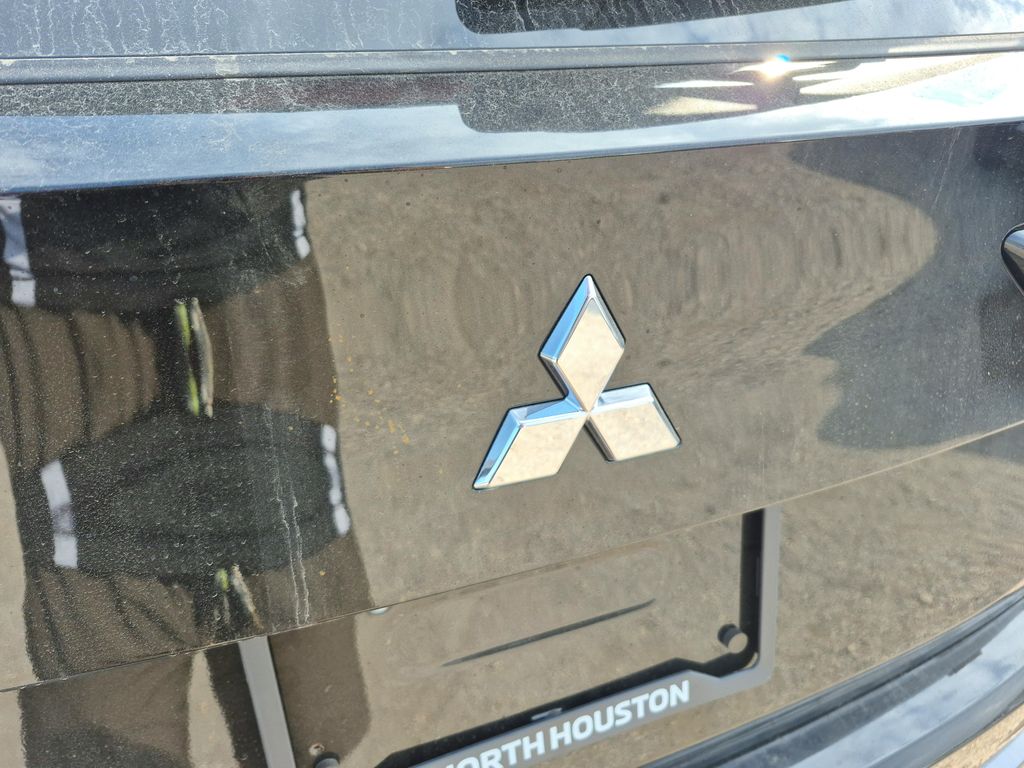 2026 Mitsubishi Outlander SE - 11