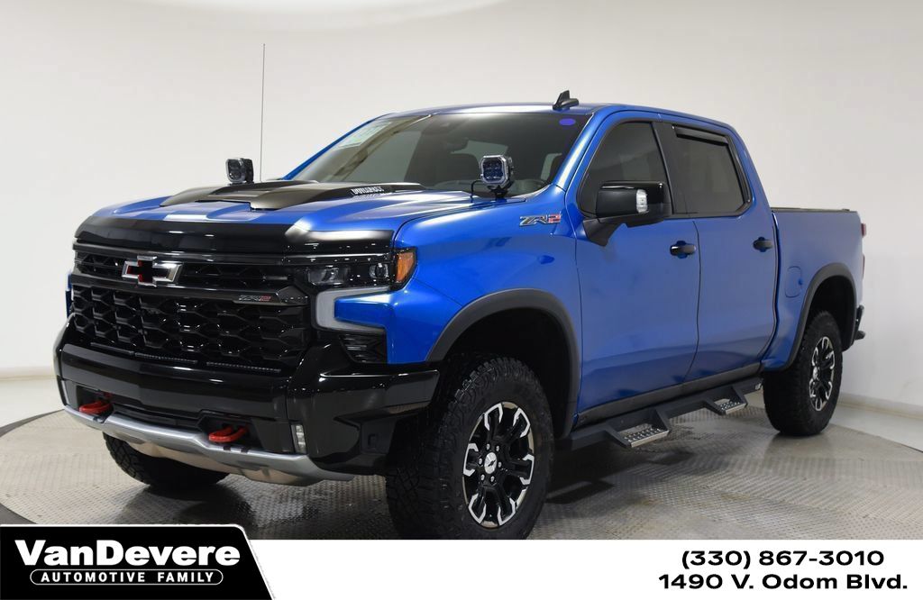 Glacier Blue Metallic 2024 Chevrolet Silverado 1500 Pickup Truck Four-Wheel Drive Automatic