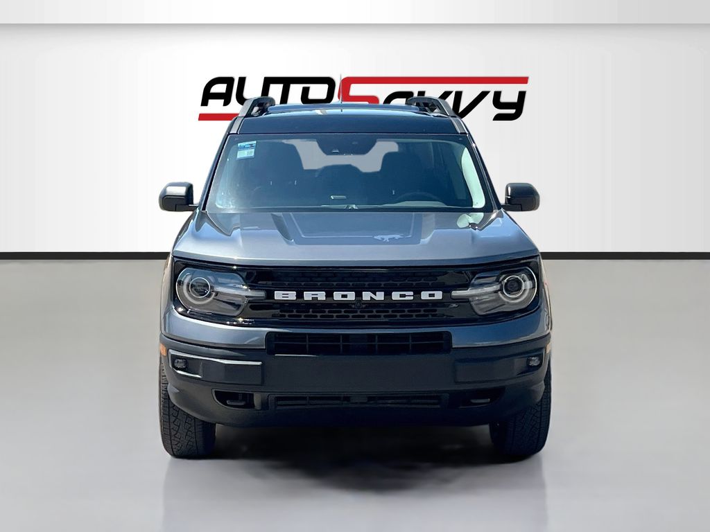 Used 2024 Gray Ford Badlands image 2