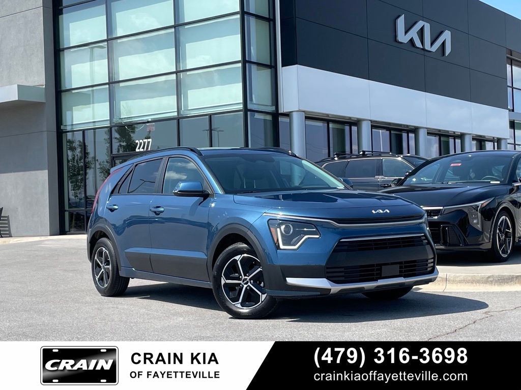 Mineral 2026 Kia Niro SUV / Crossover Front-Wheel Drive 6-Speed Dual Clutch