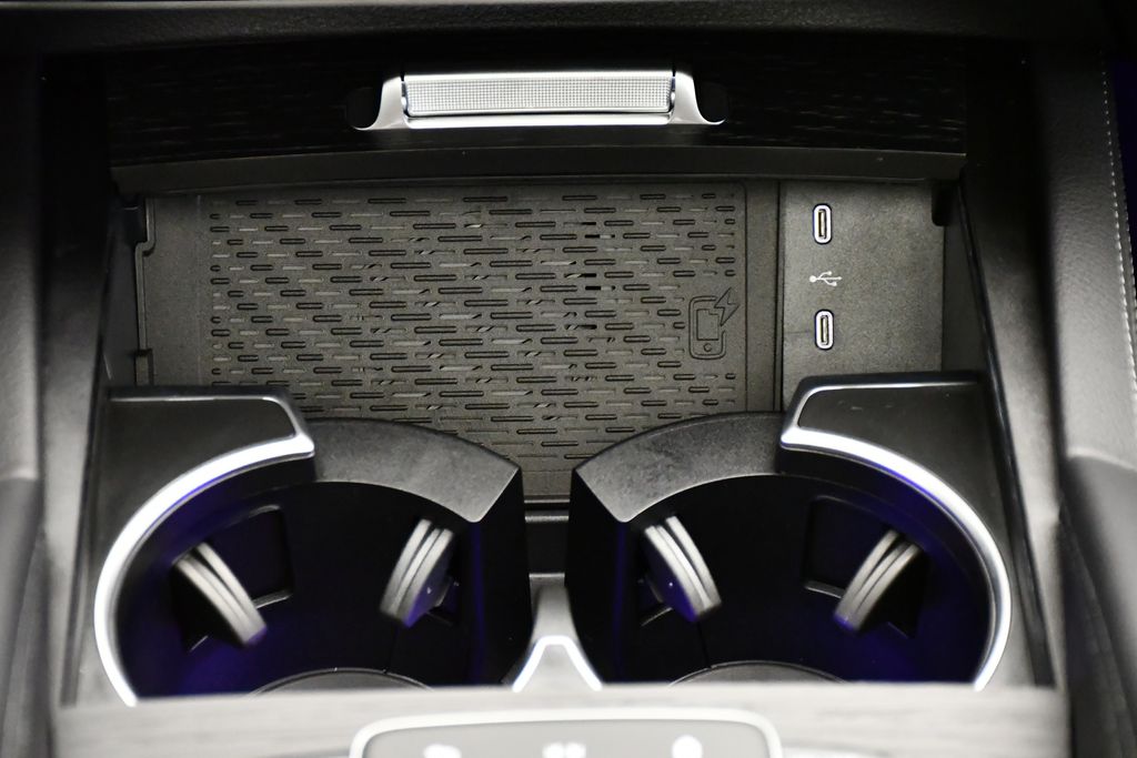 Thumbnail: 2026 Mercedes-Benz GLE - 30