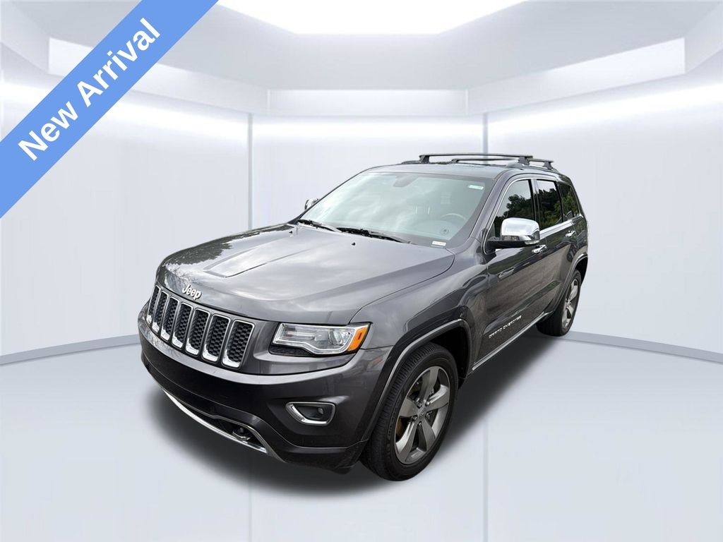 Gray (Granite Crystal Metallic Clearcoat) 2016 Jeep Grand Cherokee SUV / Crossover 4X2 8-Speed Automatic