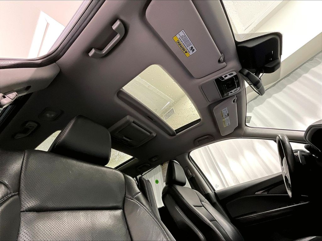 2016 Honda Pilot — photo 23