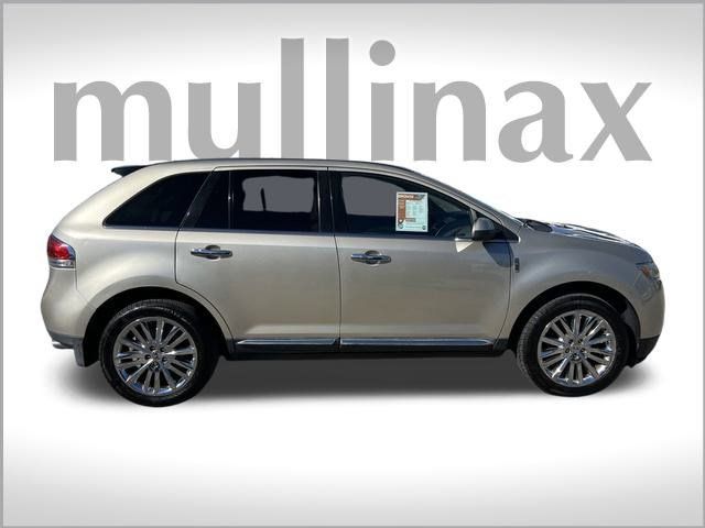 Used 2011 Lincoln MKX Base with VIN 2LMDJ6JK5BBJ28396 for sale in Lake Park, FL