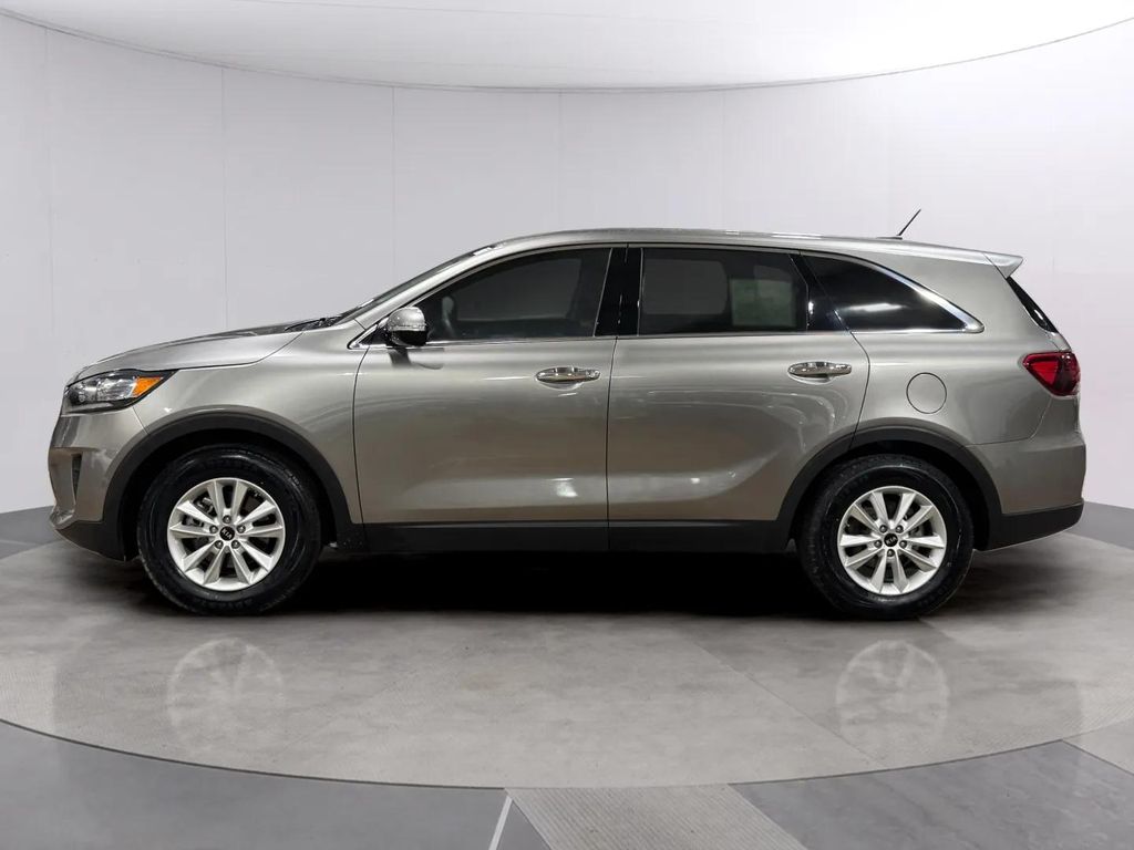 Used 2019 Titanium Silver Kia LX image 6