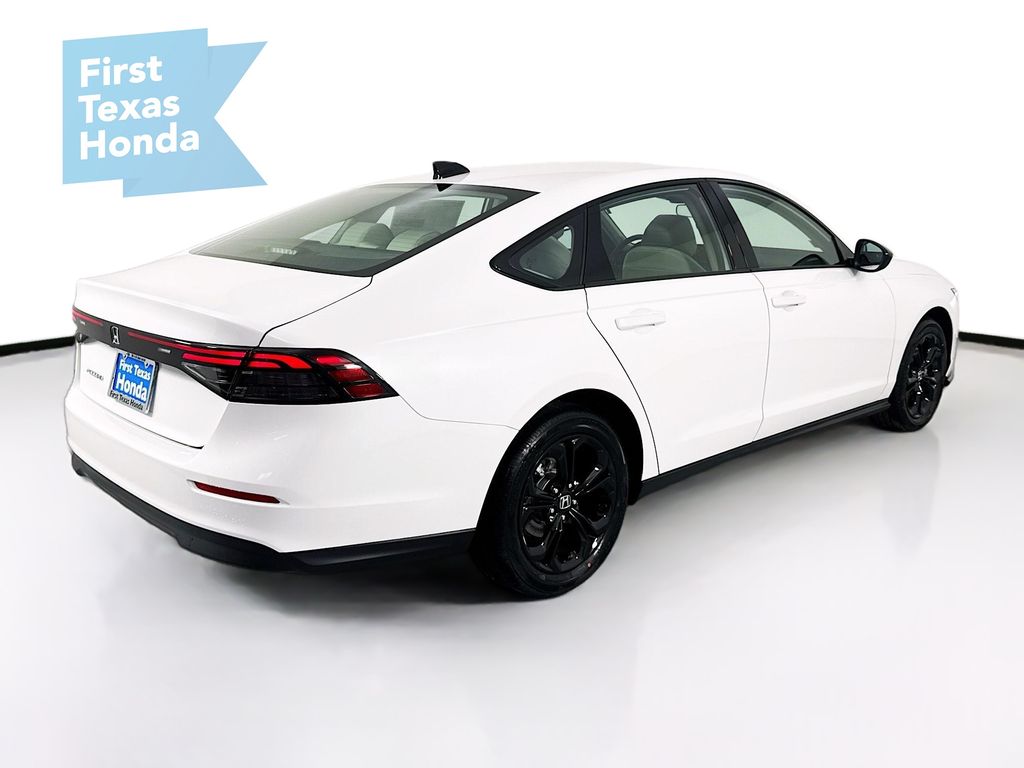 2025 Honda Accord SE photo