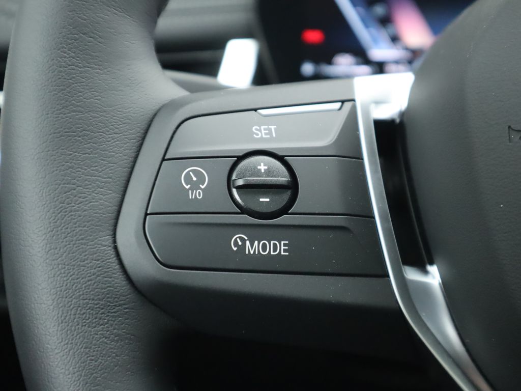 Thumbnail: 2025 BMW X1 - 11