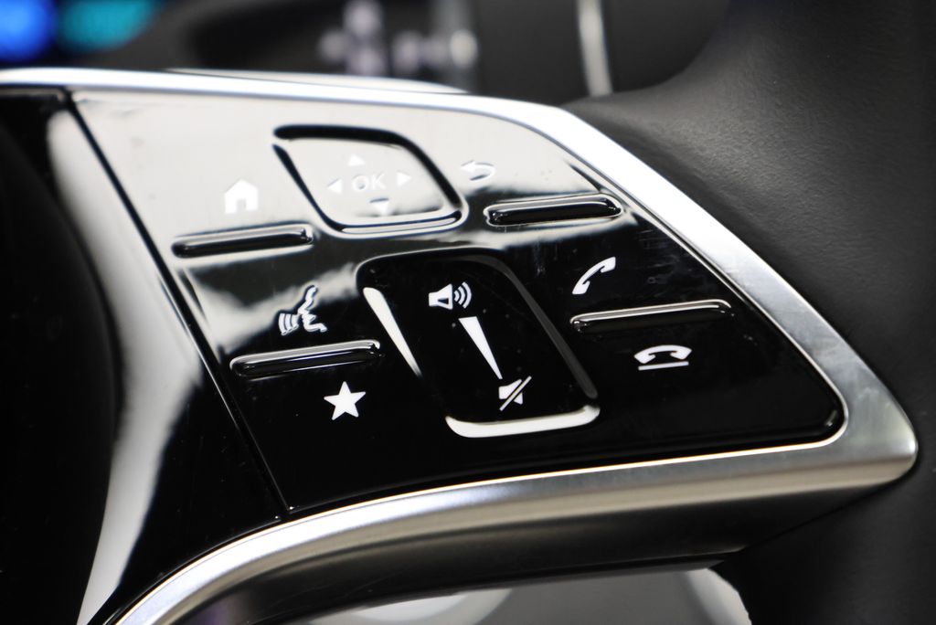 Thumbnail: 2023 Mercedes-Benz E-Class - 22