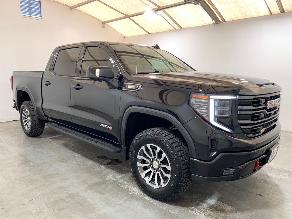 2023 GMC Sierra 1500 AT4 4