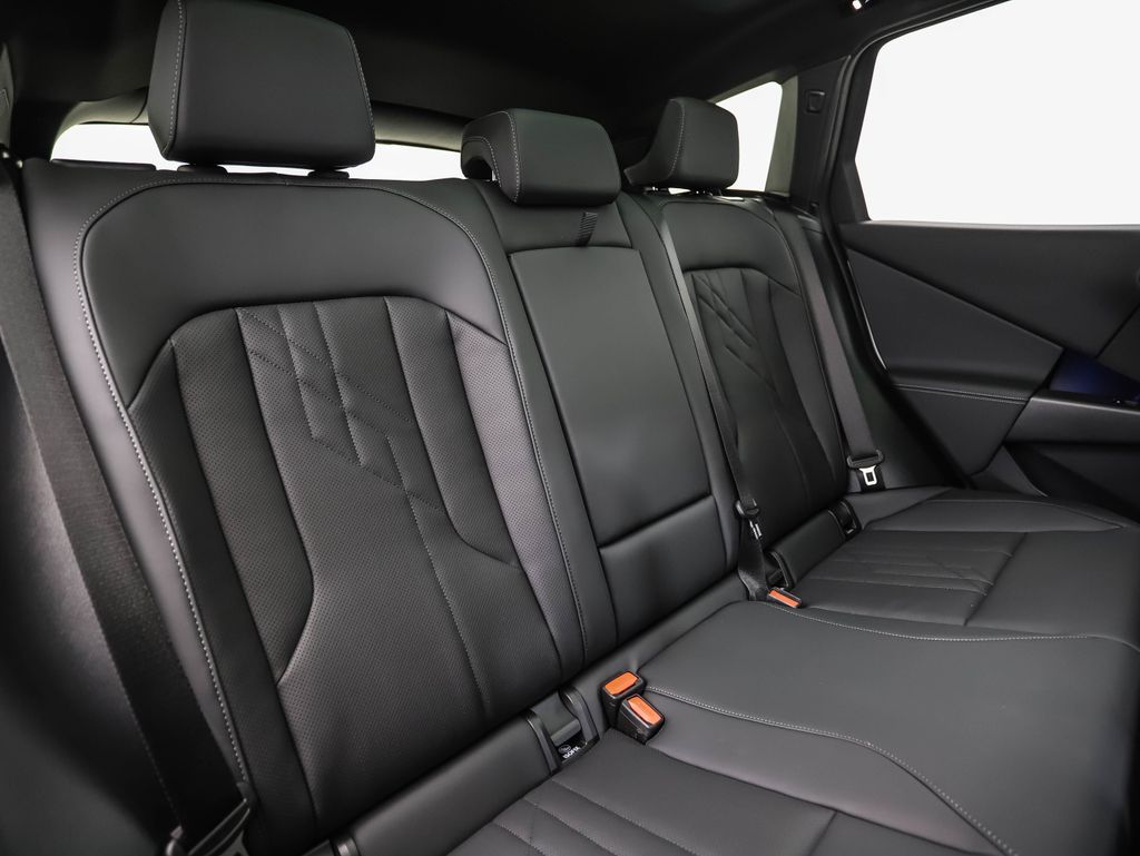 Thumbnail: 2026 BMW X3 - 27