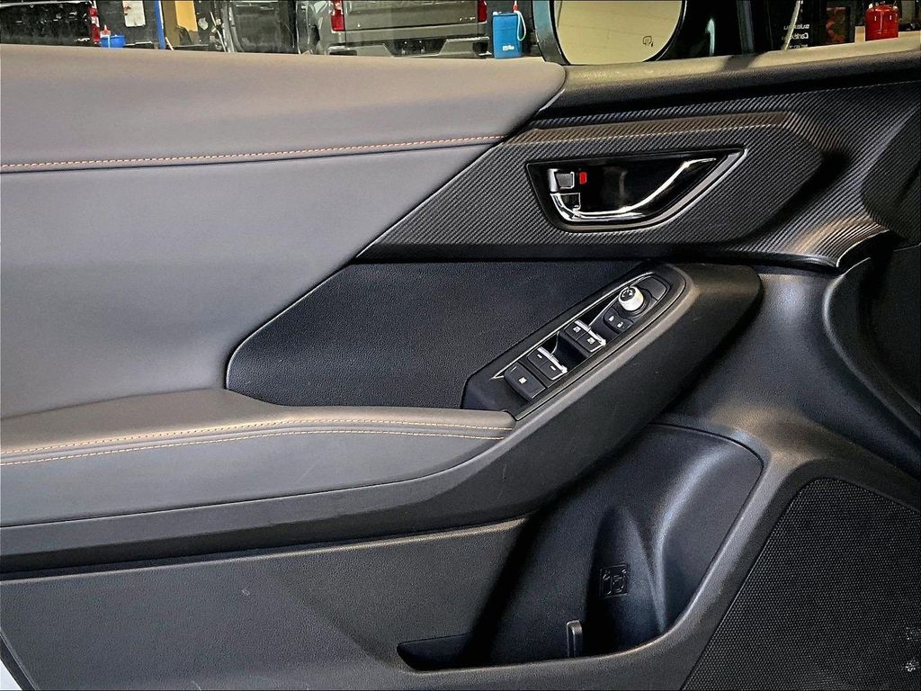 2024 Subaru Crosstrek — photo 9