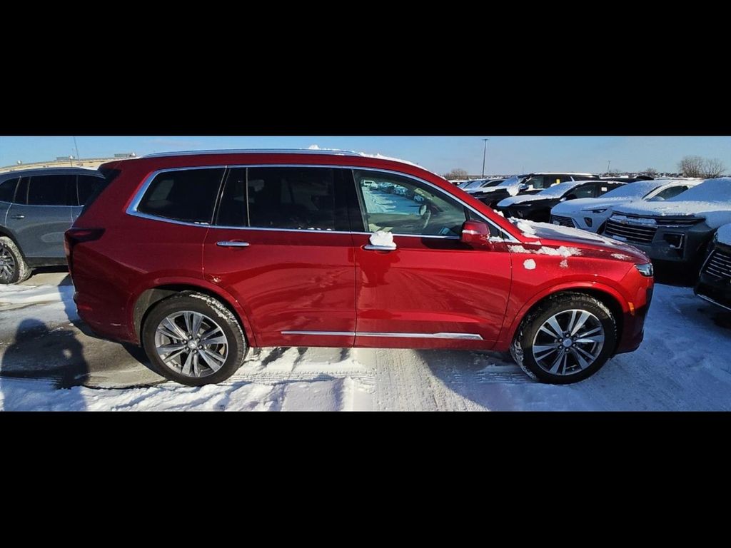 2025 Cadillac XT6 Premium Luxury AWD