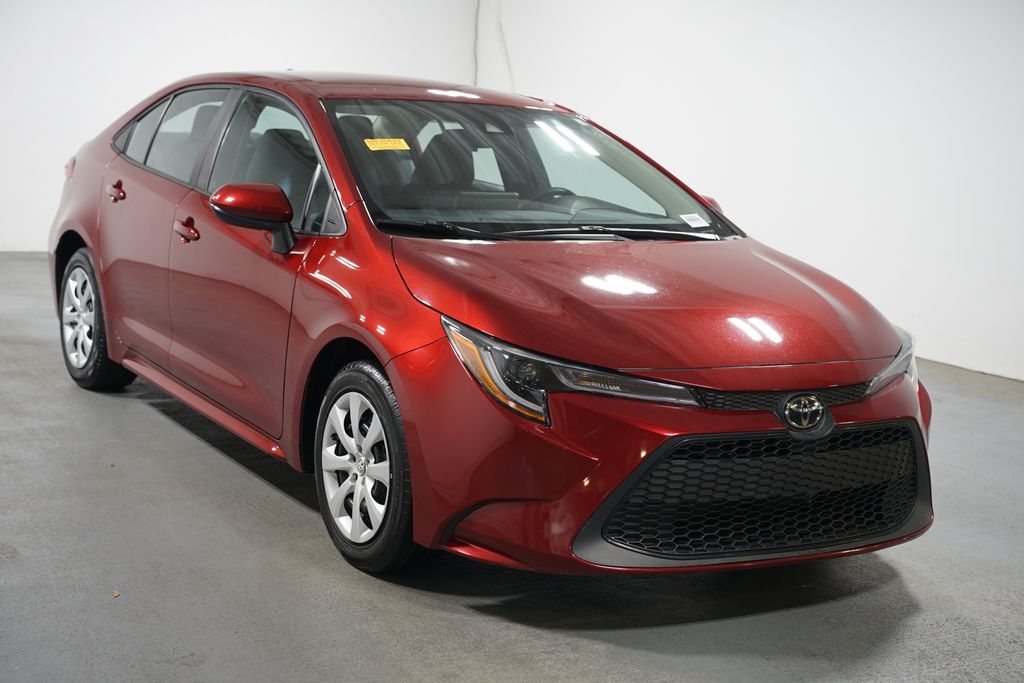 Thumbnail: 2022 Toyota Corolla - 3