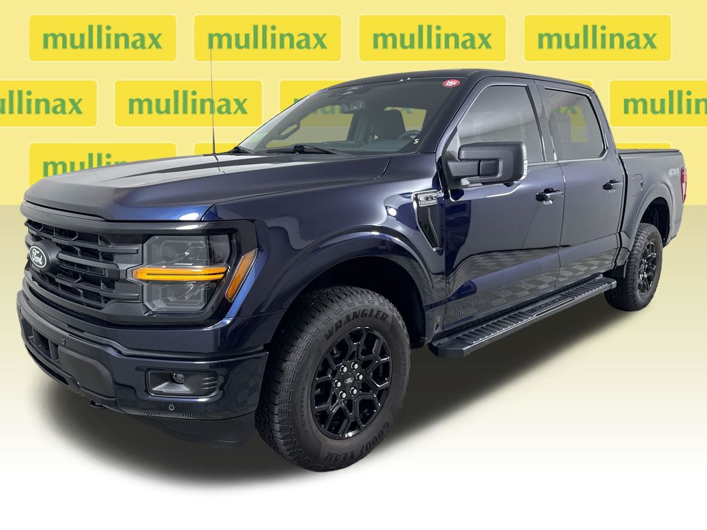 Certified Used 2025 Blue Ford XLT image 15