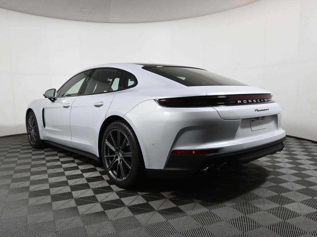 Thumbnail: 2026 Porsche Panamera - 3