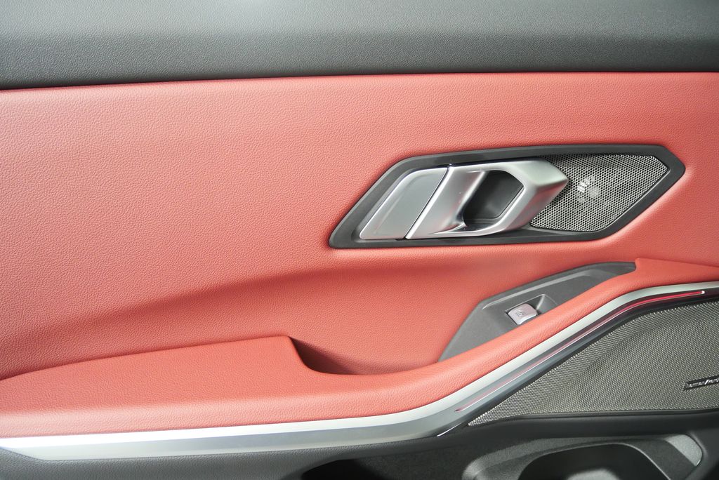 Thumbnail: 2025 BMW 3 Series - 14