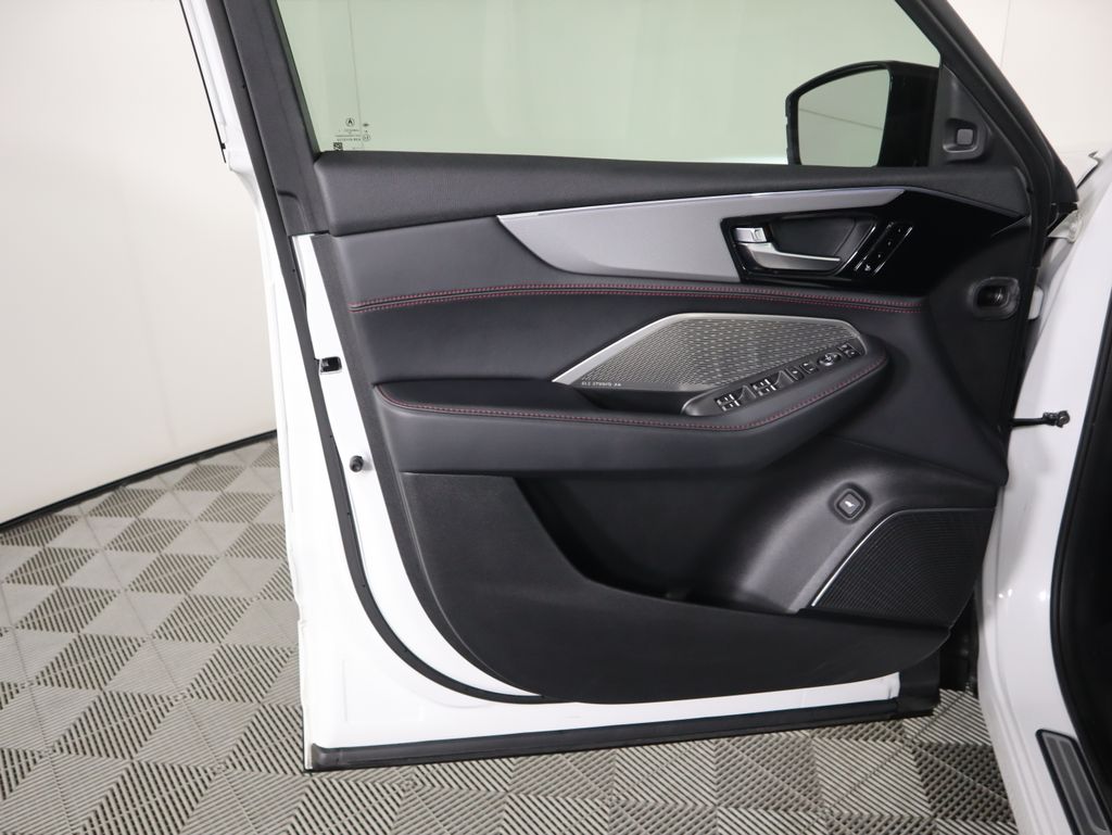 Thumbnail: 2022 Acura MDX - 25