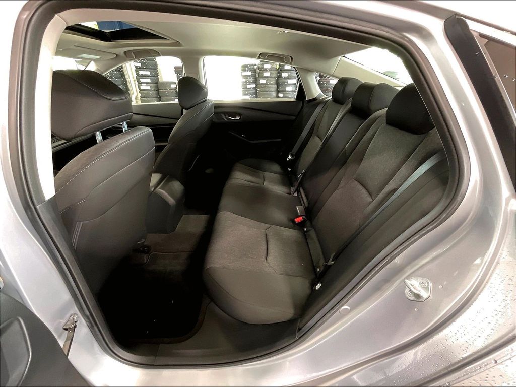 2023 Honda Accord — photo 15