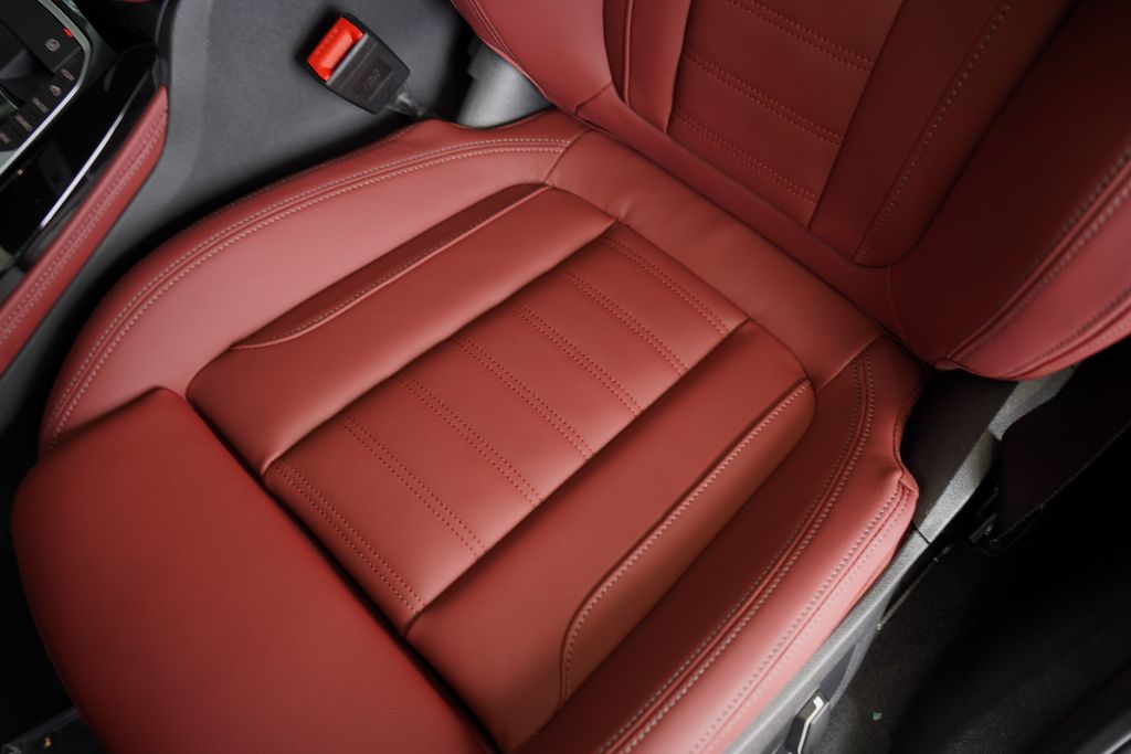 2025 BMW X4 M40i 13