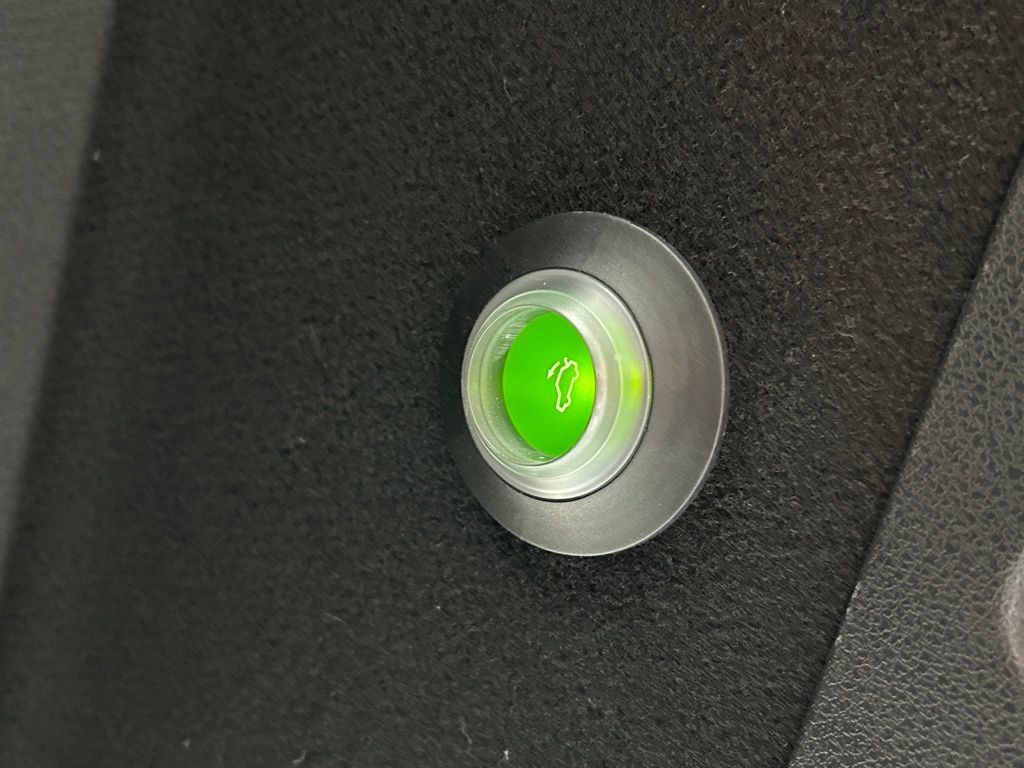 Used 2020 Cosmos Black Metallic Mercedes-Benz A 220 image 41